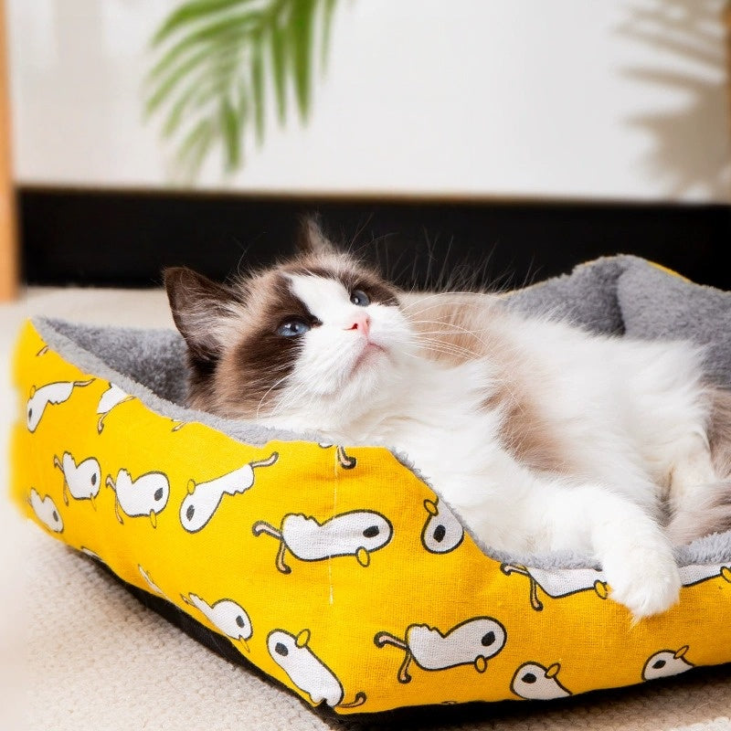 Four-Season Cat Bed Open Design Pet Sleeping Mat for Cats and Dogs